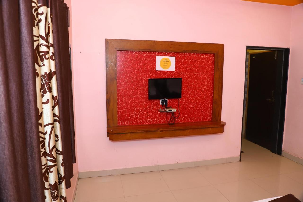 Sai Madhavi Palace Hotel Shirdi Eksteriør billede