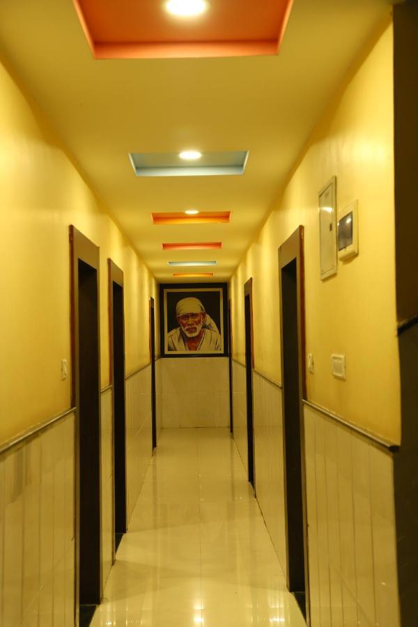 Sai Madhavi Palace Hotel Shirdi Eksteriør billede