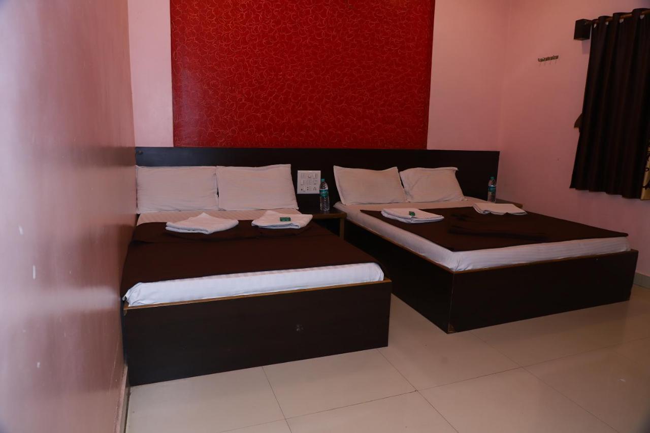 Sai Madhavi Palace Hotel Shirdi Eksteriør billede